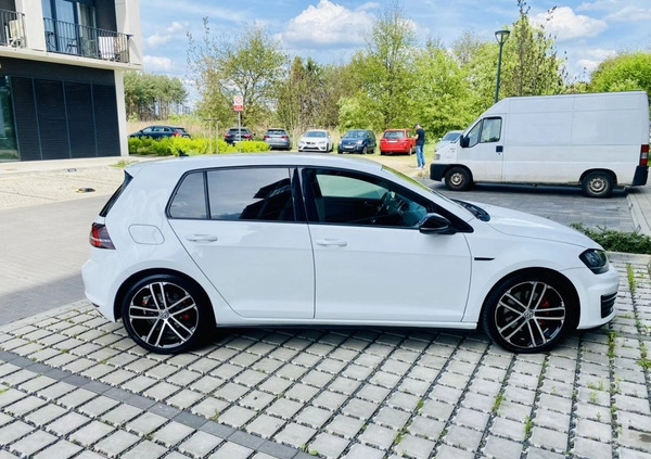 Volkswagen Golf cena 54700 przebieg: 170000, rok produkcji 2015 z Wrocław małe 56